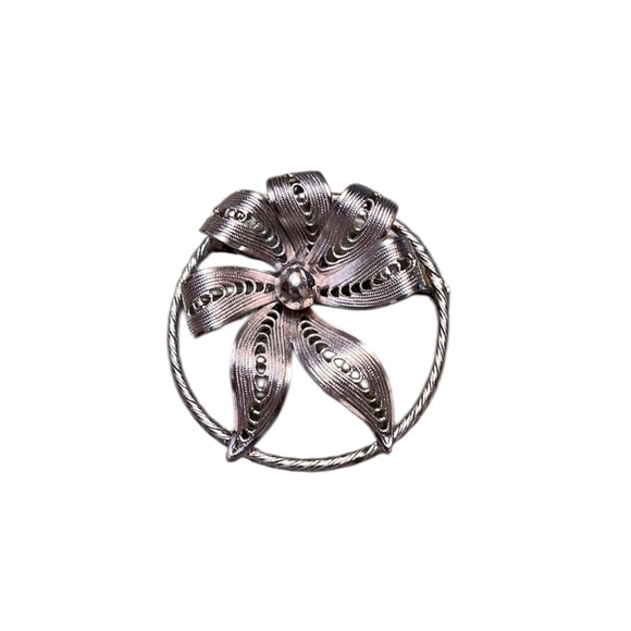 Kramer Jewelry - Vintage Silver Toned Kramer Brooch